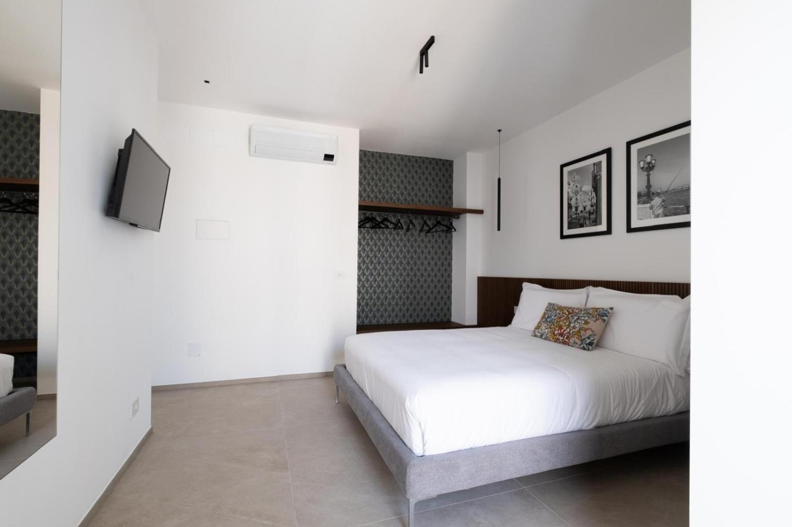 Riviera Apulian Rooms Bari Kültér fotó